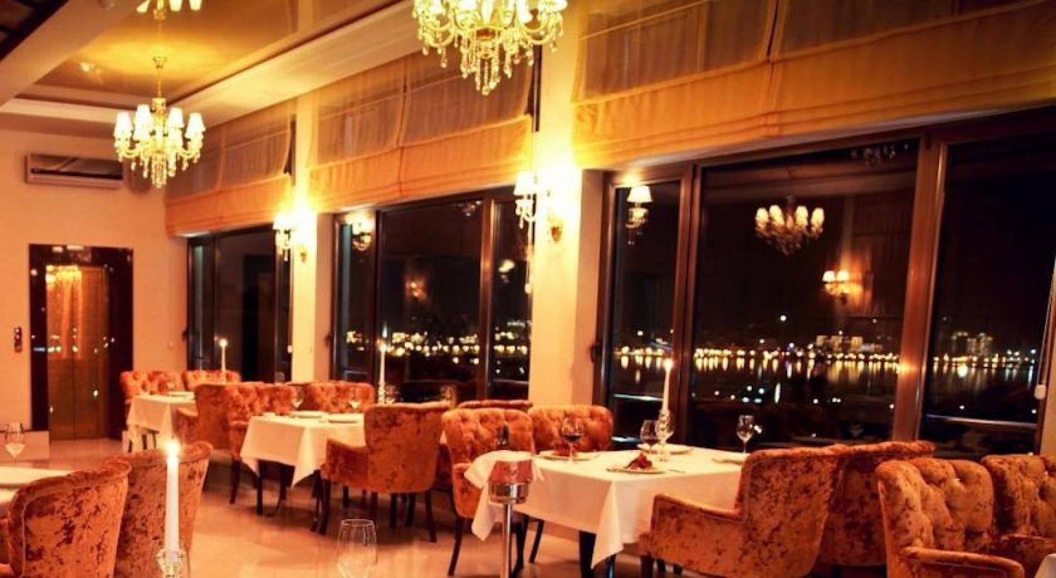 East Legend Hotel Баку Екстер'єр фото