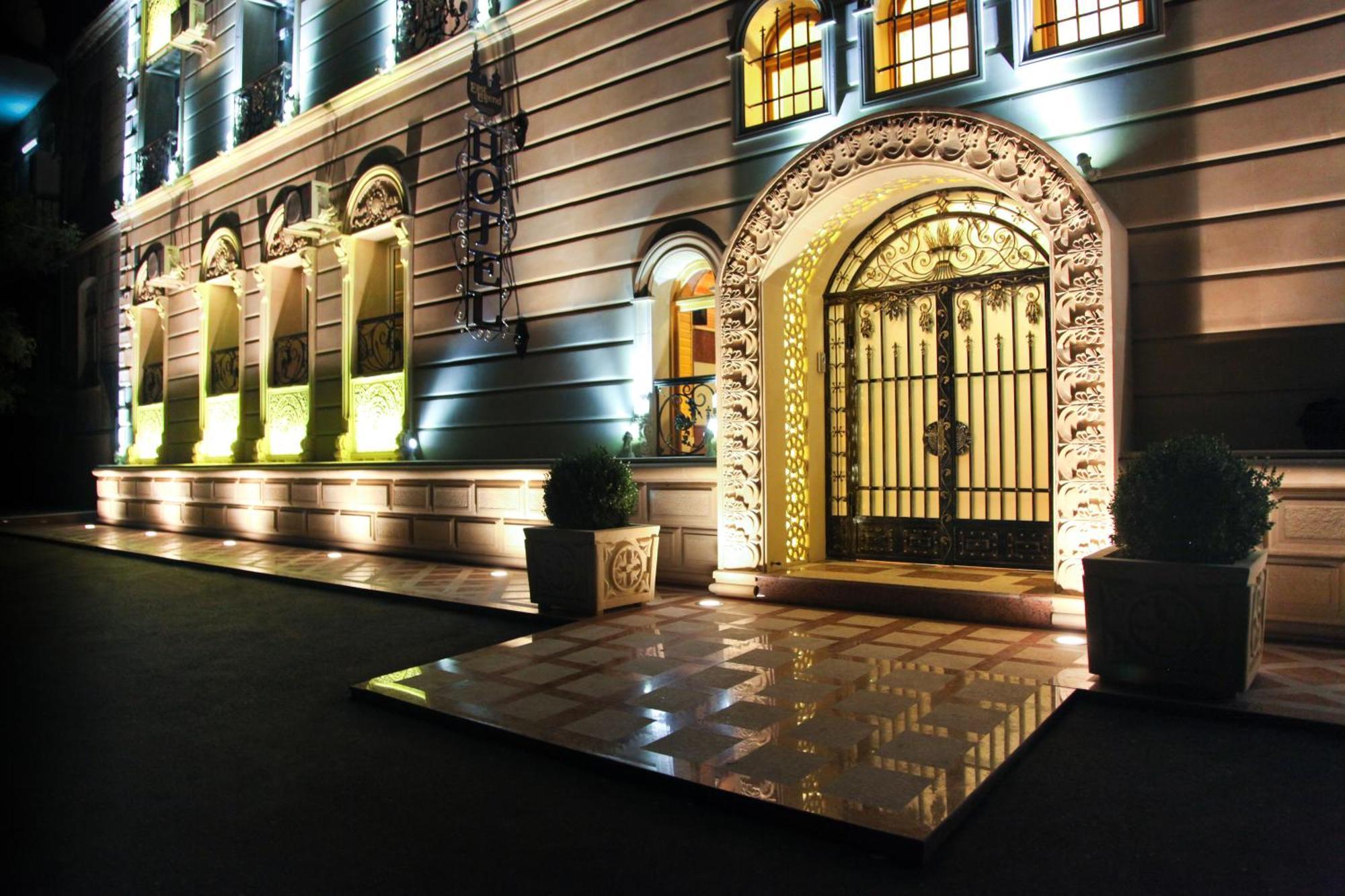 East Legend Hotel Баку Екстер'єр фото